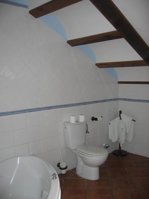 Apartamentos El Pajar Del Abuelo Пералехос-де-лас-Тручас Номер фото