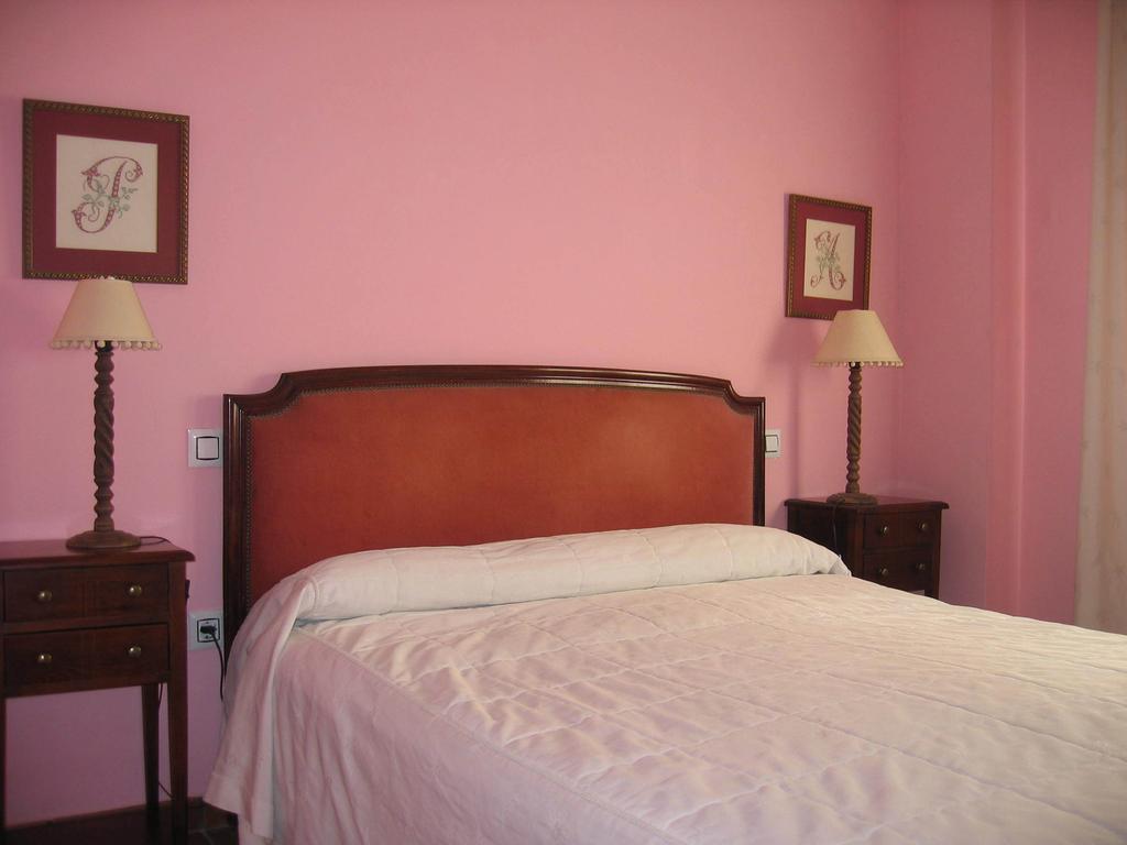 Apartamentos El Pajar Del Abuelo Пералехос-де-лас-Тручас Номер фото